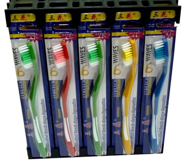 三花座牙刷 2元店里的日用百货之光，开启平价清洁新风尚